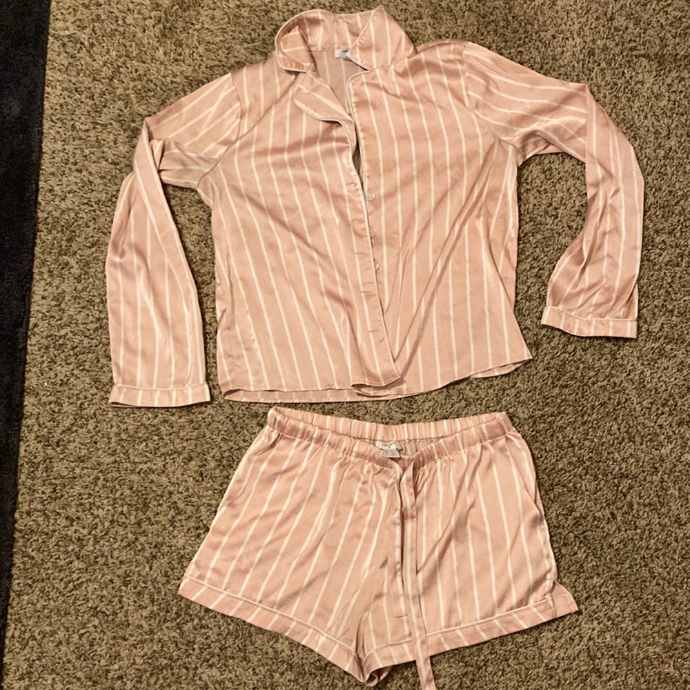 Pretty Pink striped woman’s Pajama Set